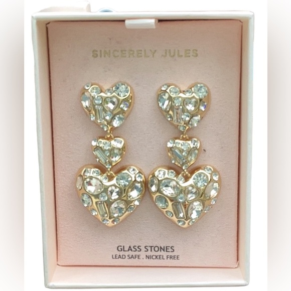 SINCERELY JULES NEW IN GIFT BOX 3 DROP HEART EARRINGS GLASS STONES GOLD TONE - Picture 5 of 8